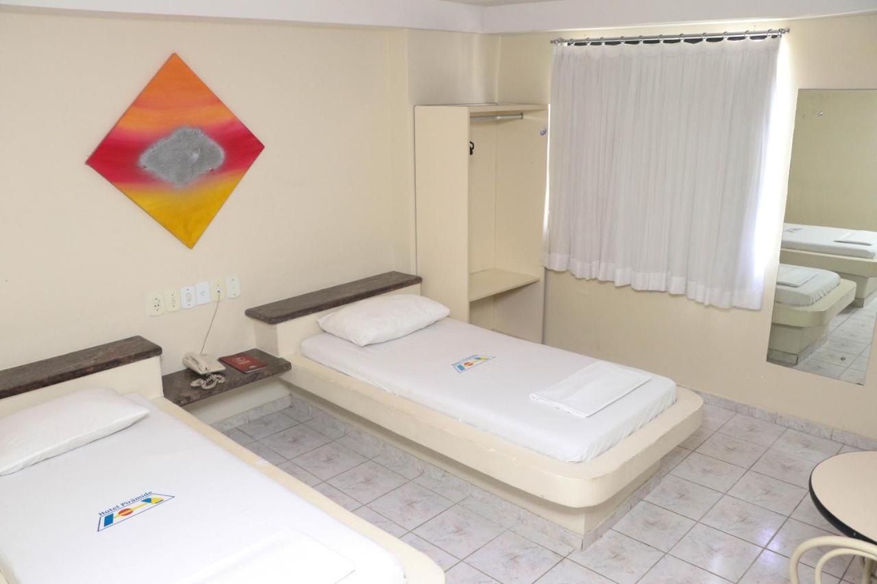 Hotel Piramide - Pituba Ii Salvador de Bahía