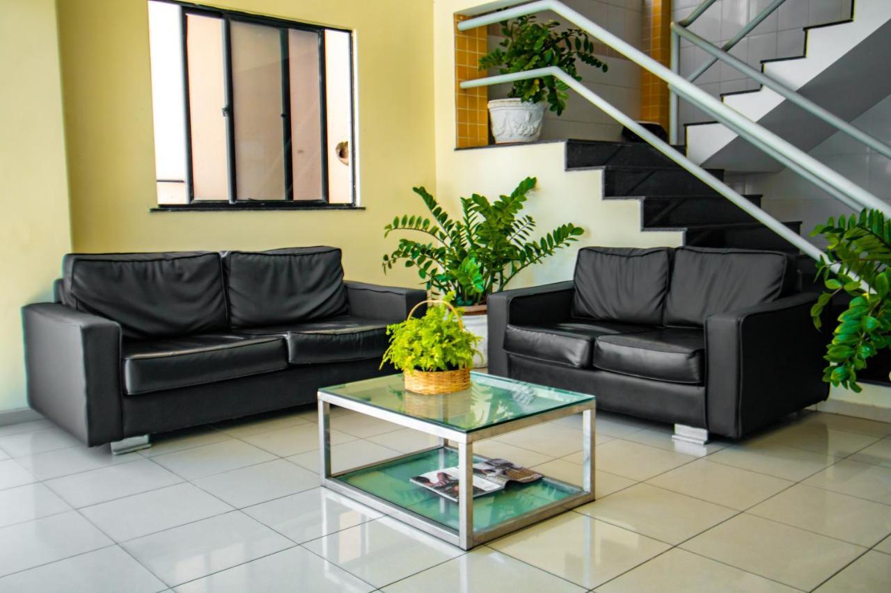 Piramide Pituba - Av Paulo Vi 3*